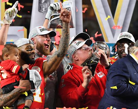 By Paul Dehner and Nate Taylor. The Kansas City Chiefs eeked out a 25-17 win over the Cincinnati Bengals at Arrowhead Stadium to win the AFC West for an …